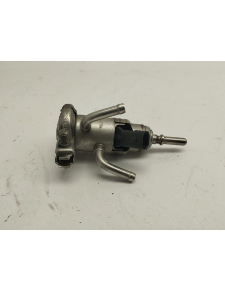 Recambio de inyector para bmw serie 3 touring (g21) 320d referencia OEM IAM 858020901 ADBLUE 