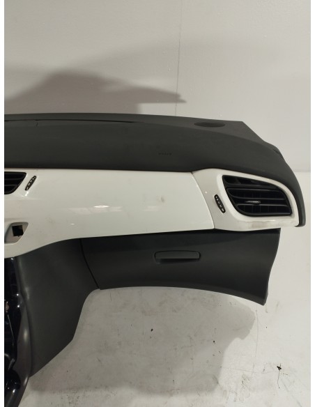 Recambio de salpicadero para citroën c3 1.4 hdi referencia OEM IAM   