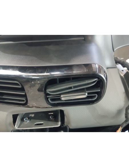 Recambio de salpicadero para citroën c4 cactus onetone referencia OEM IAM 16117992BV  