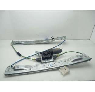 ELEVALUNAS DELANTERO...