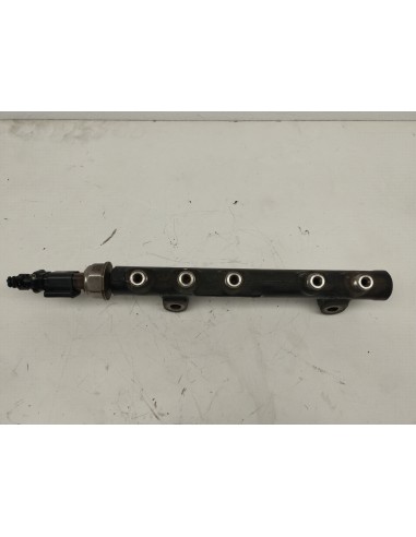 Recambio de rampa inyectora para citroën c4 picasso live referencia OEM IAM 9804776780  