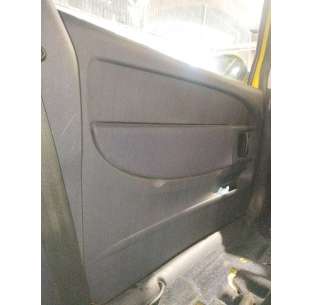 GUARNECIDO PUERTA DELANTERA...