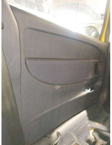 GUARNECIDO PUERTA DELANTERA IZQUIERDA...