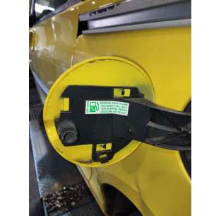 TAPA EXTERIOR COMBUSTIBLE... 2