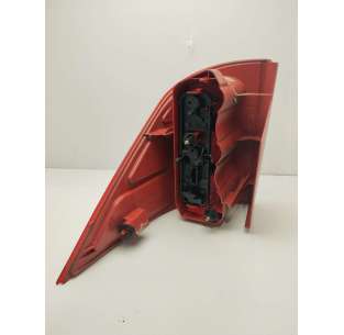 PILOTO TRASERO DERECHO... 2