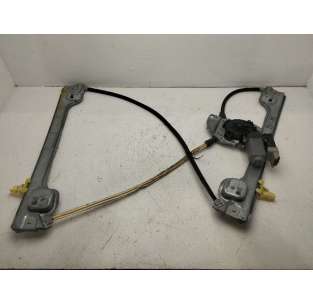 ELEVALUNAS DELANTERO...