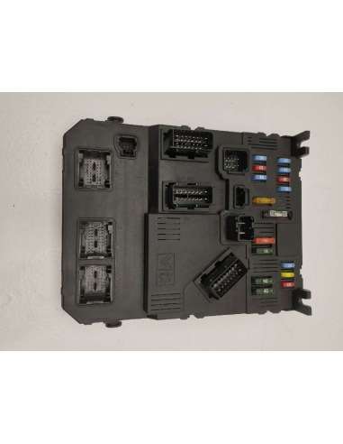 CAJA RELES / FUSIBLES PEUGEOT 1007...