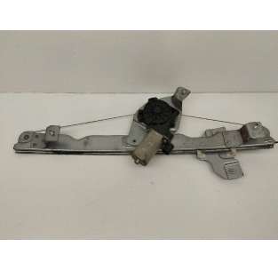 ELEVALUNAS DELANTERO...