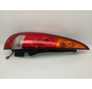 PILOTO TRASERO IZQUIERDO...