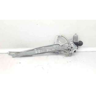 ELEVALUNAS DELANTERO...