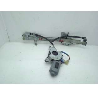 ELEVALUNAS DELANTERO...