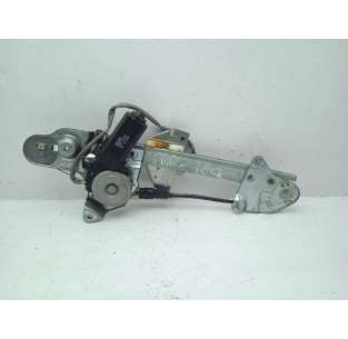 ELEVALUNAS TRASERO...