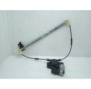 ELEVALUNAS TRASERO DERECHO...