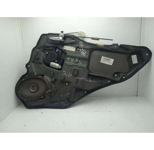 ELEVALUNAS TRASERO DERECHO...