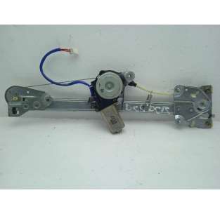 ELEVALUNAS DELANTERO...