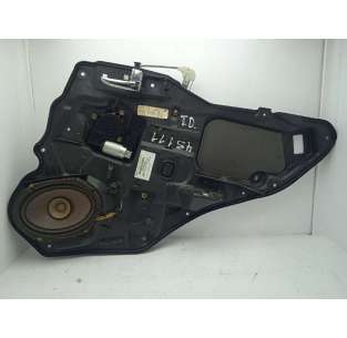 ELEVALUNAS TRASERO DERECHO...