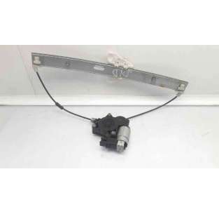 ELEVALUNAS DELANTERO...