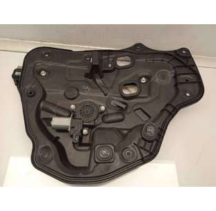 ELEVALUNAS TRASERO DERECHO...