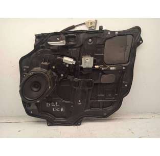 ELEVALUNAS DELANTERO...