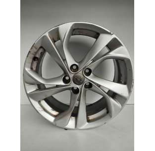 LLANTA - 811421 / 13409657