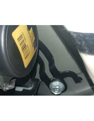 Recambio de cinturon seguridad trasero central para toyota verso comfort referencia OEM IAM 610309000B  
