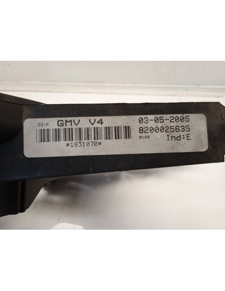 Recambio de electroventilador para renault laguna ii (bg0) 1.9 dci diesel referencia OEM IAM 8200025635  