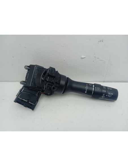 Recambio de mando limpia para toyota prius+ eco referencia OEM IAM 4709017J525  