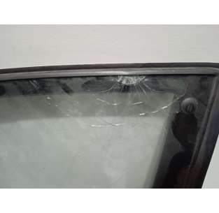 PUERTA DELANTERA IZQUIERDA... 2