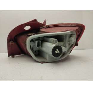 PILOTO TRASERO IZQUIERDO... 2