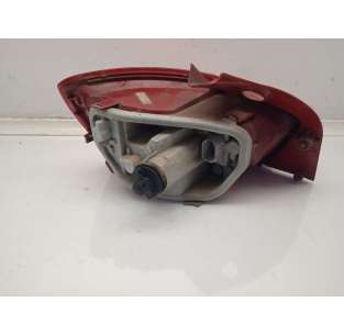 PILOTO TRASERO DERECHO SEAT... 2