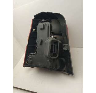 PILOTO TRASERO DERECHO SEAT... 2