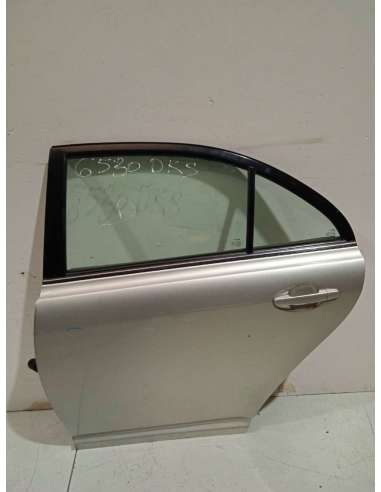 PUERTA TRASERA IZQUIERDA TOYOTA...