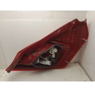 PILOTO TRASERO IZQUIERDO... 2