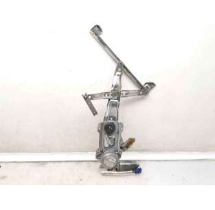 ELEVALUNAS TRASERO...