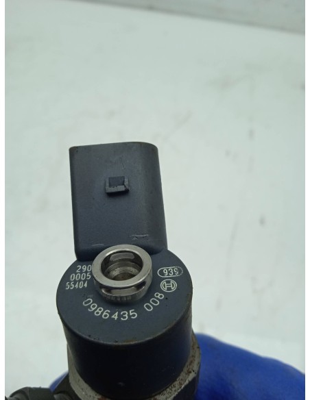 Recambio de inyector para smart coupe 0.8 cdi cat referencia OEM IAM 0986435008  
