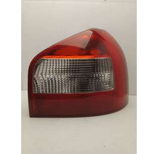 PILOTO TRASERO DERECHO AUDI...