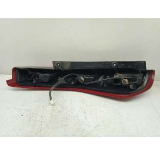 PILOTO TRASERO DERECHO... 2