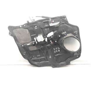 ELEVALUNAS DELANTERO...