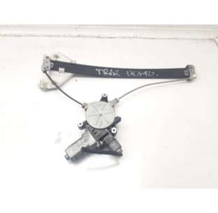 ELEVALUNAS TRASERO DERECHO...