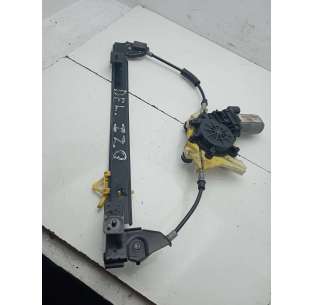 ELEVALUNAS DELANTERO...