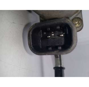 ELEVALUNAS DELANTERO... 2