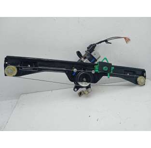 ELEVALUNAS DELANTERO...