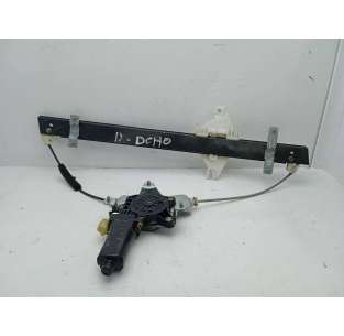 ELEVALUNAS DELANTERO...