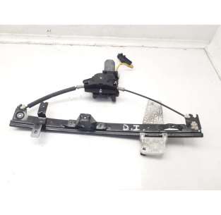 ELEVALUNAS DELANTERO...