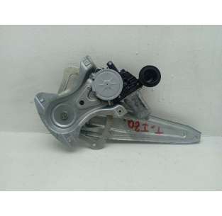 ELEVALUNAS TRASERO...