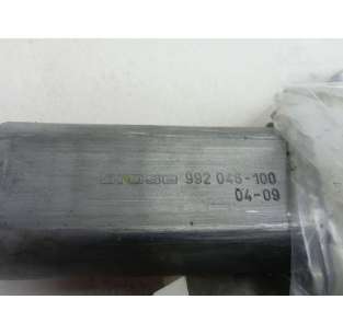 ELEVALUNAS DELANTERO...