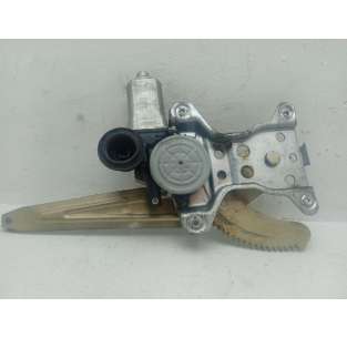 ELEVALUNAS TRASERO...