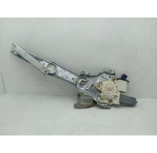 ELEVALUNAS DELANTERO...