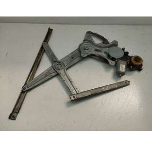 ELEVALUNAS TRASERO DERECHO...