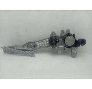 ELEVALUNAS DELANTERO...